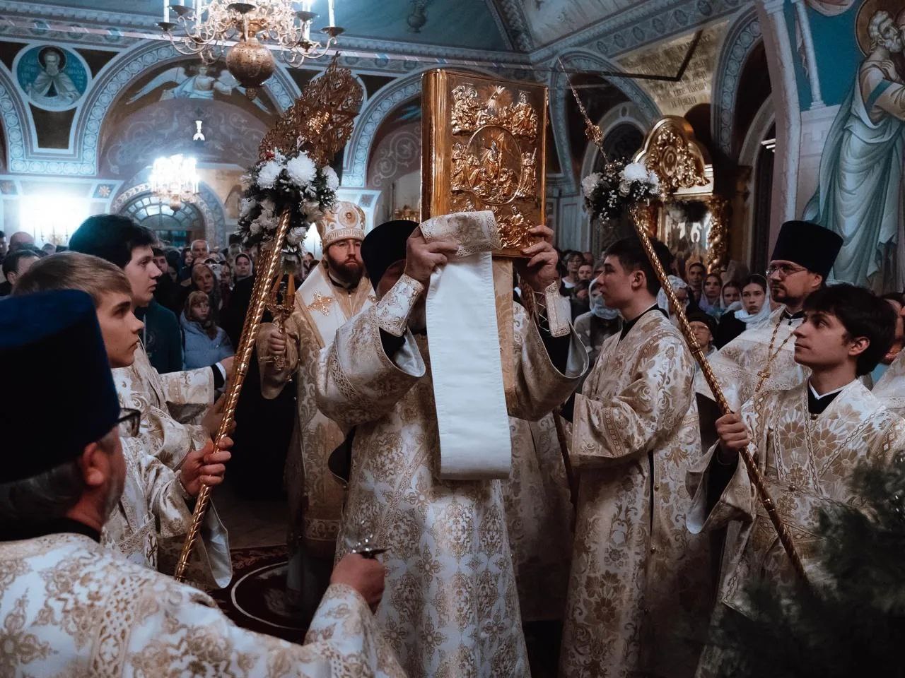 Храм и молитва: саратовцам назвали правильный способ отпраздновать Рождество